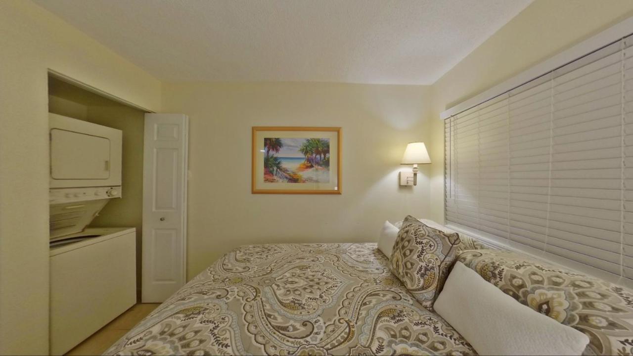 Vistas On The Gulf By Travel Resort Services St. Pete Beach Exteriör bild